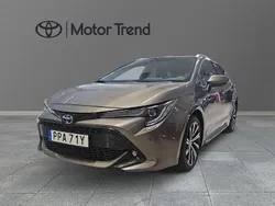 Grön Begagnad 2022 Toyota Corolla Style Kombi | 259 900 kr (Marknadspris)