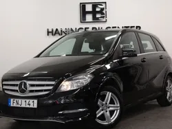 Svart Begagnad 2015 Mercedes 200 Style Halvkombi | 69 900 kr