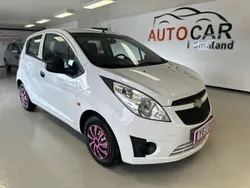 Vit Begagnad 2011 Chevrolet Spark Halvkombi | 39 900 kr (Dyr)