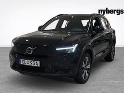 Svart Begagnad 2022 Volvo XC40 Core SUV | 354 526 kr