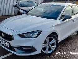 Vit Begagnad 2023 Seat Leon FR Halvkombi | 224 900 kr (Lite dyr)