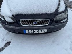 Begagnad 2001 Volvo V70 Kombi | 13 500 kr (Marknadspris)