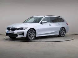 Silver Begagnad 2021 BMW 330e Sport Line Kombi | 269 000 kr (Superpris)