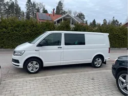 Vit Begagnad 2016 VW T6 Van | 230 000 kr (Marknadspris)