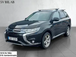 Svart Begagnad 2017 Mitsubishi Outlander P-HEV SUV | 169 900 kr (Marknadspris)