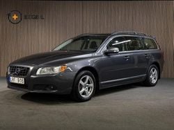 Grå Begagnad 2011 Volvo V70 Momentum Kombi | 79 400 kr (Marknadspris)