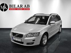 Silver Begagnad 2008 Volvo V50 Momentum Kombi | 24 900 kr (Marknadspris)