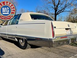 Alpine white Begagnad 1994 Cadillac Fleetwood Brougham Sedan | 99 000 kr
