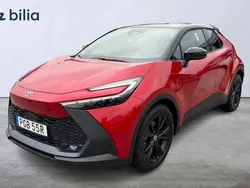 Röd Ny 2024 Toyota C-HR Style SUV | 394 900 kr (Bra pris)