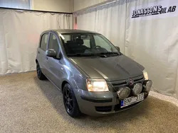 Grå Begagnad 2011 Fiat Panda Dynamic Halvkombi | 45 000 kr