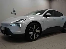 Silver Begagnad 2025 Polestar 4 Long Range Single Motor SUV | 654 900 kr (Bra pris)