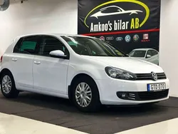 Vit Begagnad 2010 VW Golf VI Halvkombi | 74 900 kr (Marknadspris)