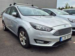 Grå Begagnad 2015 Ford Focus Titanium Kombi | 84 900 kr (Marknadspris)
