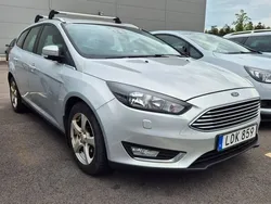 Grå Begagnad 2015 Ford Focus Titanium Kombi | 84 900 kr (Marknadspris)