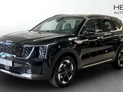 Svart (black) Ny 2025 Kia Sorento Advance SUV | 612 750 kr (Marknadspris)