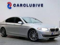 Ljusgrå Begagnad 2010 BMW 520 Sedan | 99 900 kr (Marknadspris)