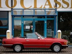 Röd Begagnad 1985 Mercedes SL280 Cab | 275 000 kr