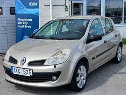 Ljusgrå (grå) Begagnad 2007 Renault Clio II Halvkombi | 26 900 kr (Marknadspris)
