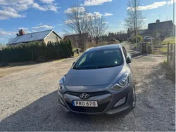 Grå Begagnad 2014 Hyundai i30 Kombi | 75 000 kr (Bra pris)