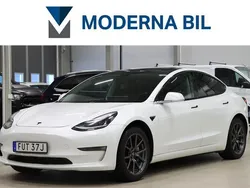 Vit Begagnad 2019 Tesla Model 3 Standard Range Plus Sedan | 201 900 kr (Marknadspris)