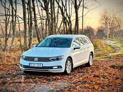 Vit Begagnad 2015 VW Passat Kombi | 129 900 kr (Marknadspris)