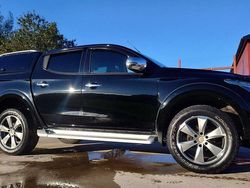 Svart Begagnad 2017 Mitsubishi L200 Pickup | 293 750 kr (Dyr)