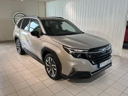 Brun (cashmere gold opal) Ny 2024 Subaru Forester SUV | 463 400 kr (Marknadspris)