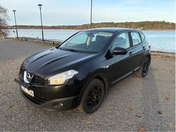 Svart Begagnad 2012 Nissan Qashqai SUV | 41 000 kr (Bra pris)
