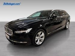 Svart Begagnad 2023 Volvo V90 Core Kombi | 439 000 kr (Lite dyr)
