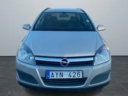 Grå Begagnad 2006 Opel Astra Kombi | 27 900 kr (Marknadspris)
