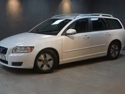 Vit Begagnad 2011 Volvo V50 Kinetic Kombi | 89 900 kr (Dyr)