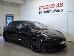 Svart Begagnad 2022 Tesla Model 3 Performance Sedan | 389 900 kr (Lite dyr)