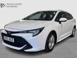 Vit Begagnad 2022 Toyota Corolla Active Kombi | 239 900 kr (Marknadspris)