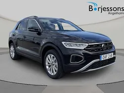 Svart Ny 2025 VW T-Roc Edition SUV | 373 200 kr (Marknadspris)