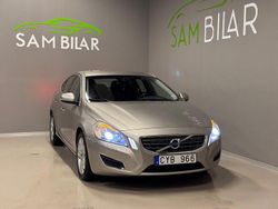 Silver Begagnad 2012 Volvo S60 Momentum Sedan | 89 900 kr (Bra pris)