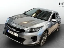 Grå (silver) Begagnad 2022 Kia XCeed Advance SUV | 249 900 kr (Marknadspris)