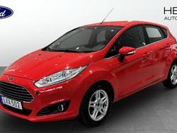 Röd Begagnad 2016 Ford Fiesta Titanium Halvkombi | 119 900 kr (Marknadspris)