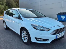 Vit Begagnad 2016 Ford Focus Titanium Kombi | 89 900 kr (Marknadspris)