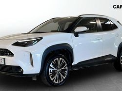 Vit (white) Begagnad 2023 Toyota Yaris Hybrid Edition SUV | 279 900 kr (Dyr)