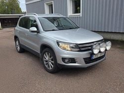 Grå Begagnad 2013 VW Tiguan SUV | 105 000 kr (Marknadspris)