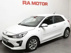 Vit Begagnad 2021 Kia Rio Advance Halvkombi | 134 800 kr (Marknadspris)