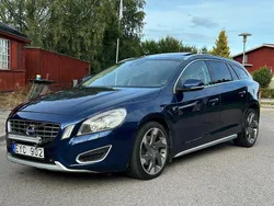 Blå Begagnad 2012 Volvo V60 Ocean Race Kombi | 119 999 kr (Marknadspris)