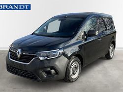 Svart Begagnad 2023 Renault Kangoo Minibuss | 259 900 kr (Dyr)