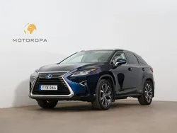 Mörkblå Begagnad 2017 Lexus RX450h Executive Line SUV | 389 000 kr (Marknadspris)