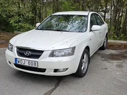 Vit Begagnad 2005 Hyundai Sonata Sedan | 19 900 kr