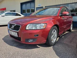 Röd Begagnad 2009 Volvo V50 Momentum Kombi | 29 900 kr (Marknadspris)