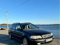 Svart Begagnad 2002 Volvo V40 Kombi | 29 999 kr (Lite dyr)