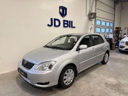 Silver Begagnad 2003 Toyota Corolla Halvkombi | 59 900 kr (Lite dyr)