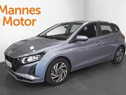 Blå Begagnad 2023 Hyundai i20 Essential Halvkombi | 214 900 kr (Marknadspris)