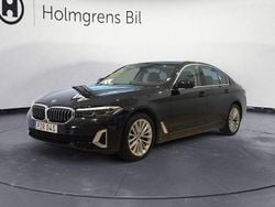 Svart Begagnad 2020 BMW 520 Luxury Line Sedan | 379 900 kr (Marknadspris)